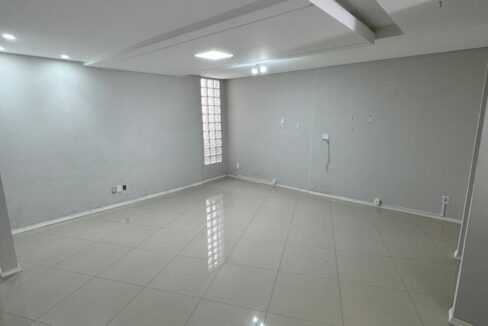 6c42f8ef-cc32-4d28-8362-33f3db2b3770